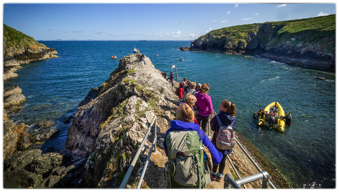 Graham Island Tourism