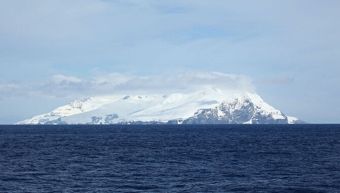 Isla Clarence Island