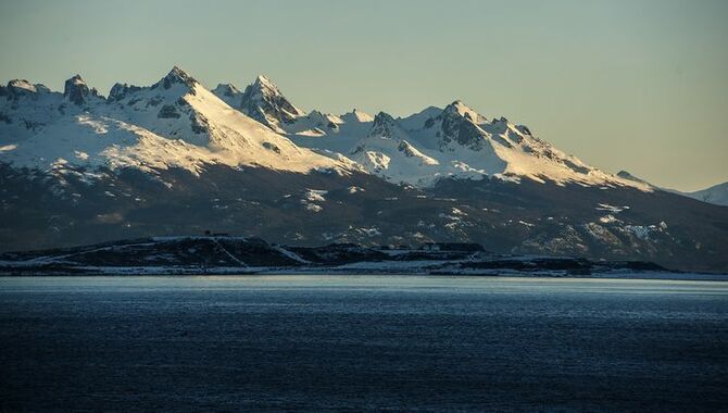 Isla Hoste Island