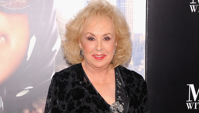 Doris Roberts