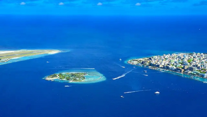 Umaraiffinolhu Island