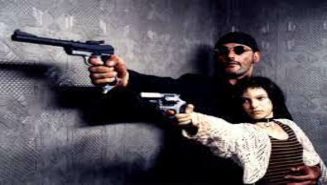 Leon: The Professional (1994) Storyline and Short Reviews