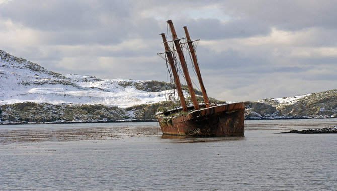 What are the Bayard Islands